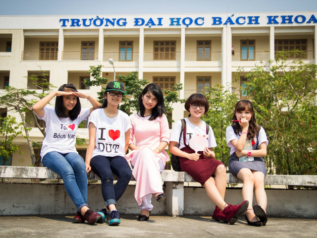 Cử nhân Kinh tế xây dựng (chương trình CLC)