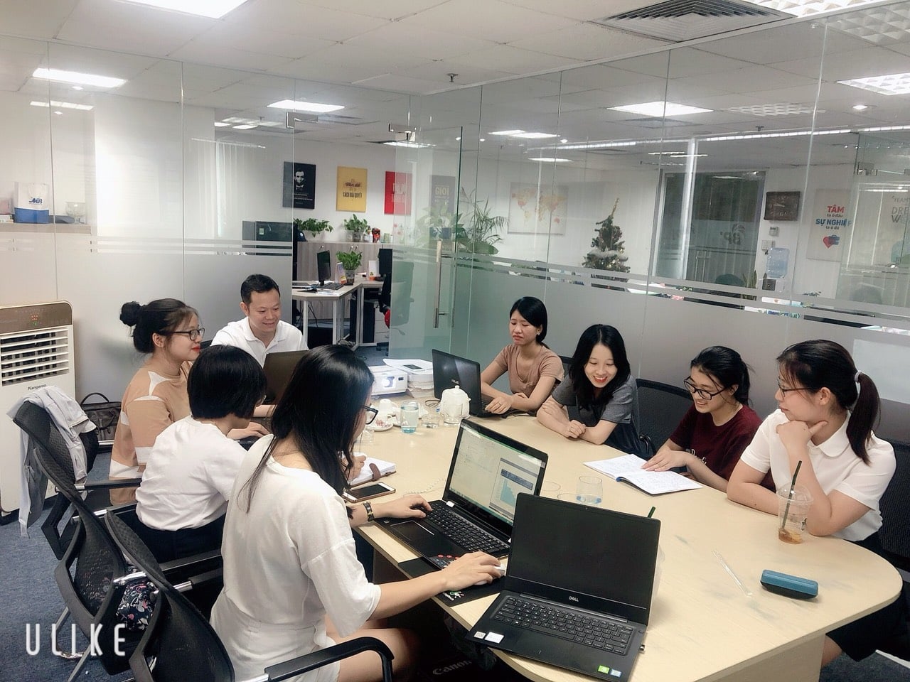 Xuất nhập khẩu và Logistics tổng quan
