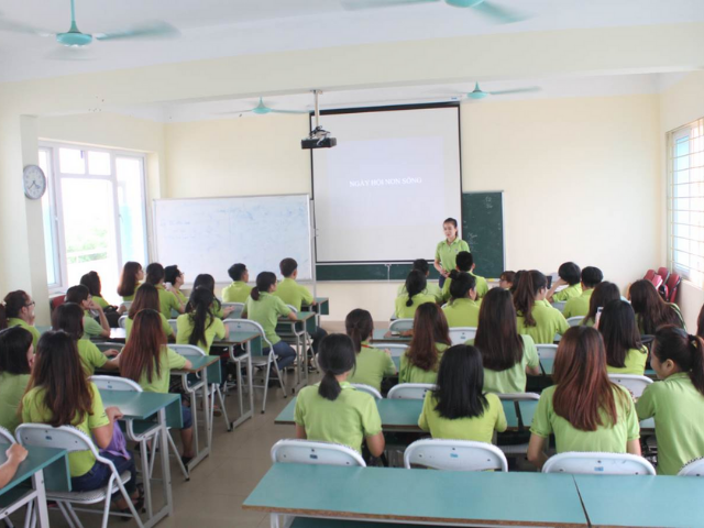 Cử nhân Tài chính Ngân hàng - Hệ từ xa/ trực tuyến