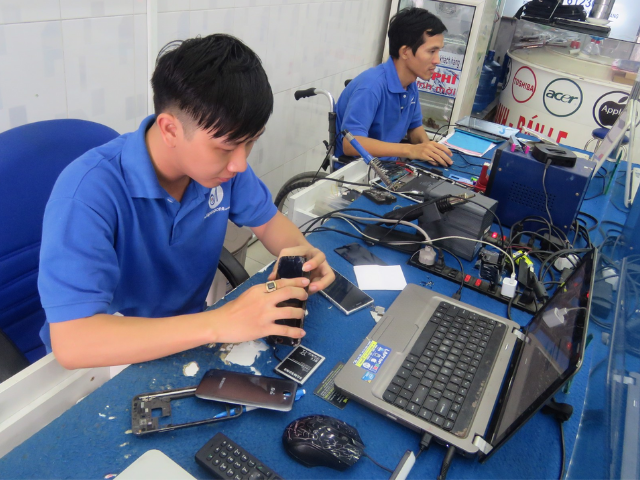 Trung cấp Sửa chữa, lắp ráp máy tính