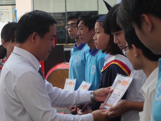 Trung cấp Hàn