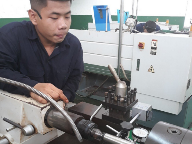 Trung cấp Hàn
