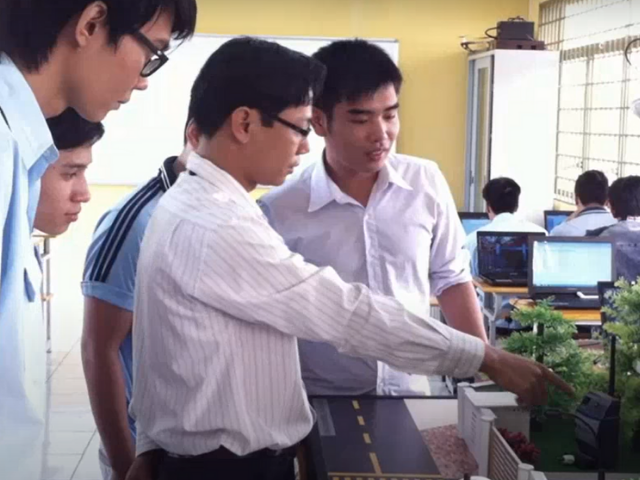 Kỹ sư thực hành Thiết kế đồ họa