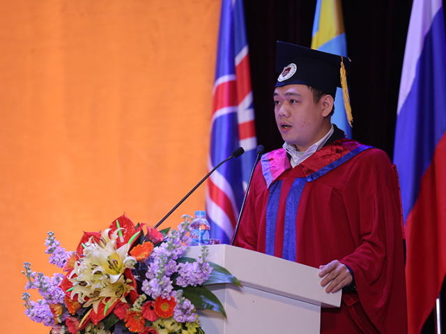 Tiến sĩ Quản lí kinh tế