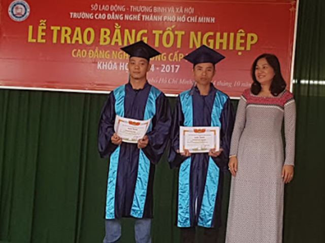 Kỹ sư thực hành Thiết kế đồ họa