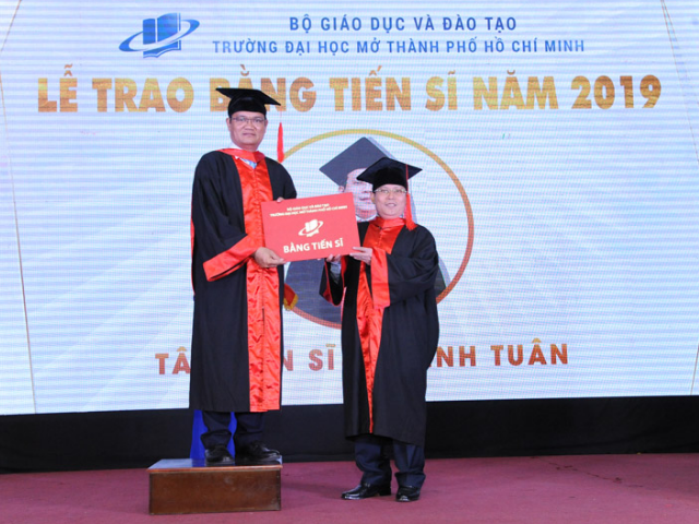 Tiến sĩ Kinh tế học