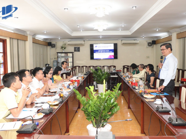 Tiến sĩ Kinh tế học