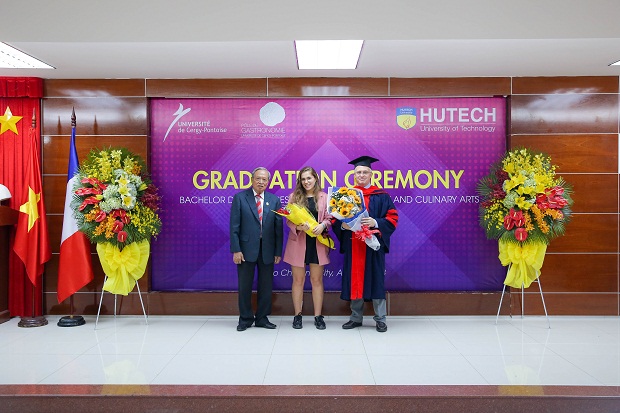 Cử nhân Quản trị nhà hàng và dịch vụ ăn uống 