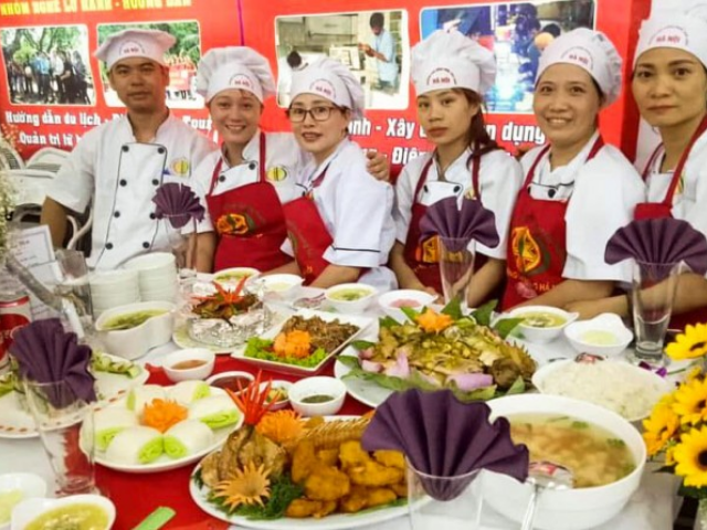 Cử nhân thực hành Kỹ thuật chế biến món ăn