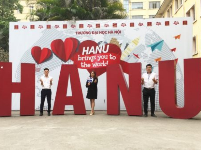 Cử nhân Truyền thông đa phương tiện