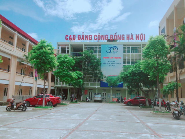 Trung cấp Tin học ứng dụng