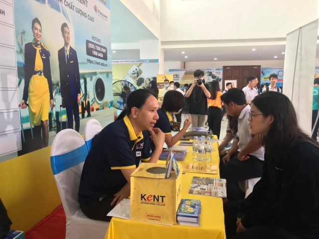 Cử nhân thực hành Quản trị ngành Hàng không