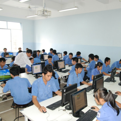 Cử nhân Kế toán doanh nghiệp