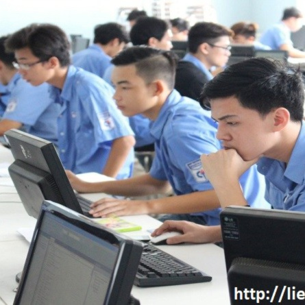 Trung cấp Tin học ứng dụng