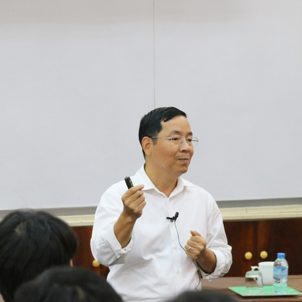 Tiến sĩ Kinh tế chính trị