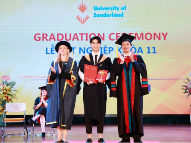  Cử nhân Tài chính ngân hàng