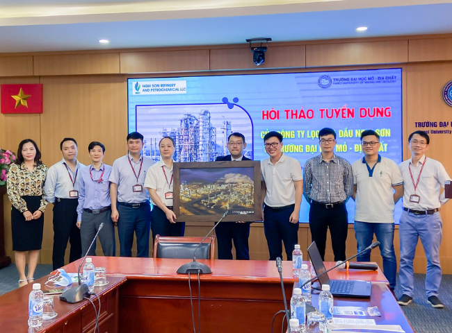 Kỹ sư Lọc hóa dầu – Hệ liên thông