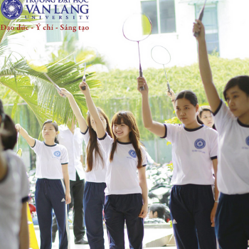 Cử nhân Logistics và quản lý chuỗi cung ứng