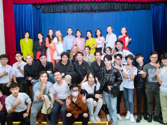 Cử nhân thực hành Thiết kế công nghiệp