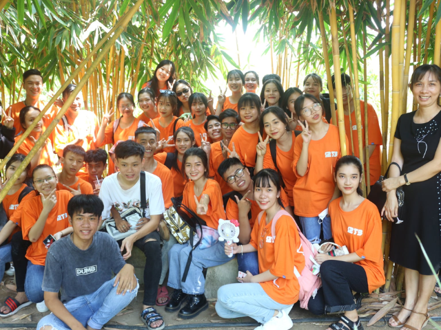 Cử nhân Ngôn ngữ Anh
