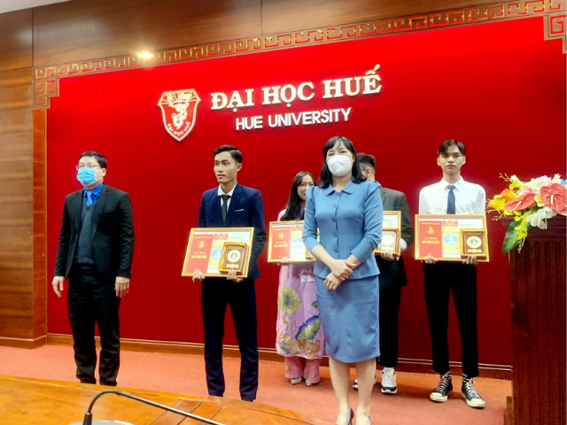 Thạc sĩ Thú y