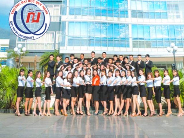 Thạc sĩ Ngôn ngữ Anh