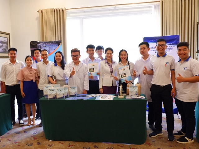 Cử nhân Truyền thông đa phương tiện