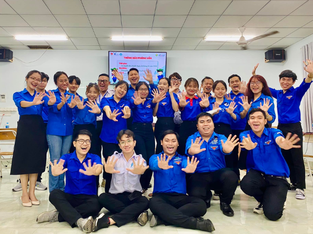Kỹ sư Kỹ thuật Điều khiển và Tự động hóa