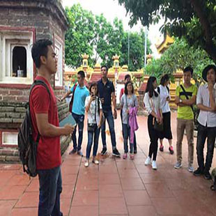 Trung cấp Hướng dẫn viên du lịch ( hệ 1 năm)