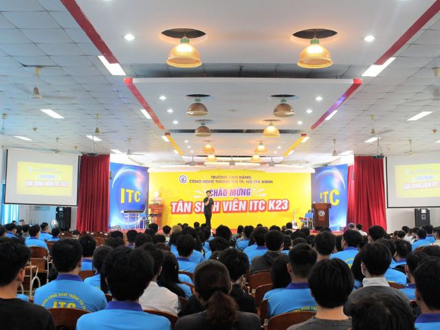 Cử nhân thực hành Kinh doanh Xuất nhập khẩu