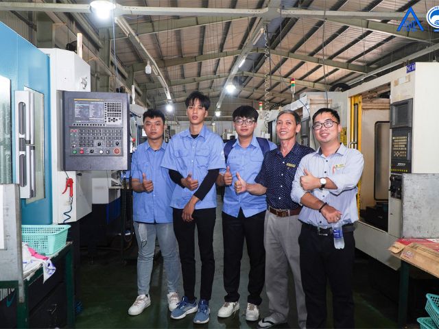 Cử nhân thực hành Công nghệ Kỹ thuật cơ khí