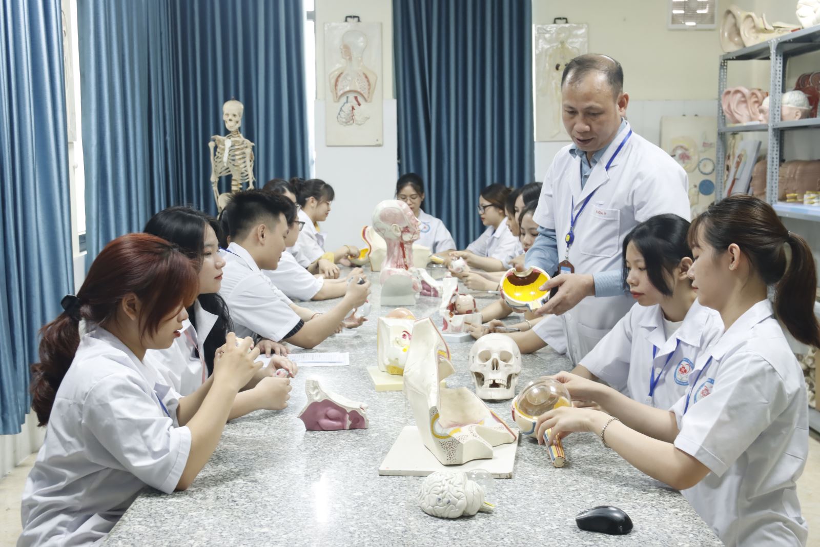 Cử nhân thực hành Hình ảnh y học