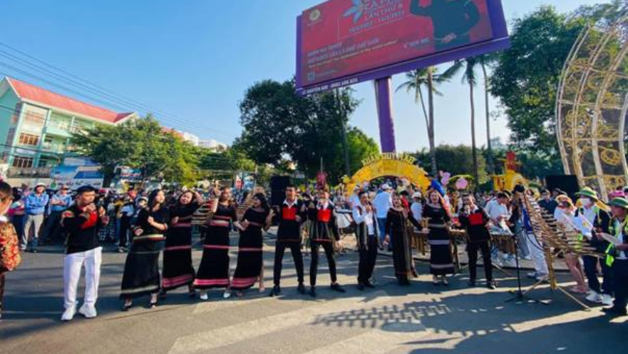 Trung cấp Hội hoạ