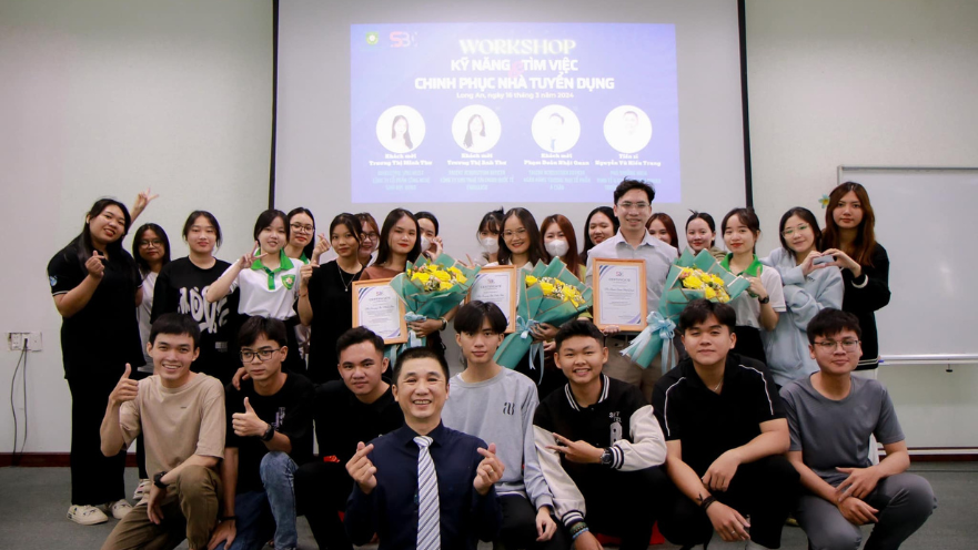 Cử nhân Công nghệ sinh học