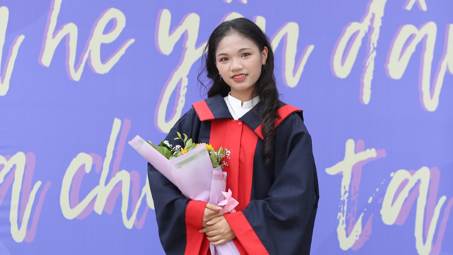Cử nhân Xã hội học