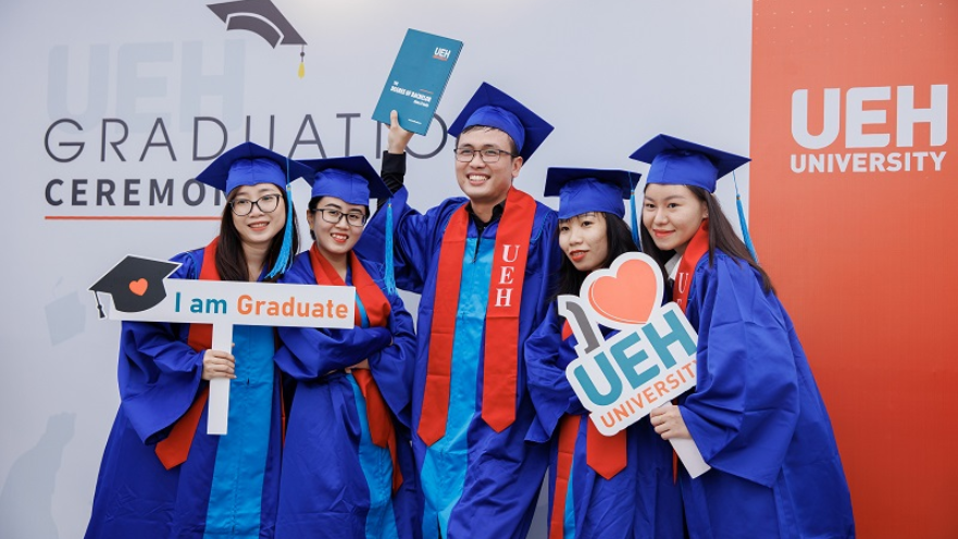  Cử nhân Kinh tế - Hệ văn bằng 2