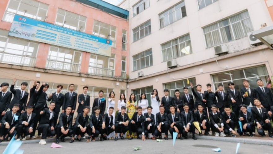 Trung cấp Điện tử công nghiệp