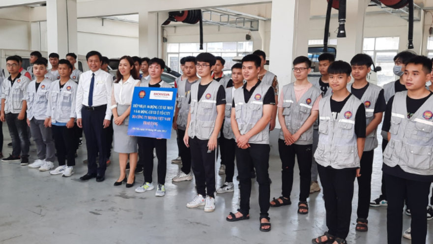Trung cấp Kỹ thuật máy lạnh và điều hoà không khí