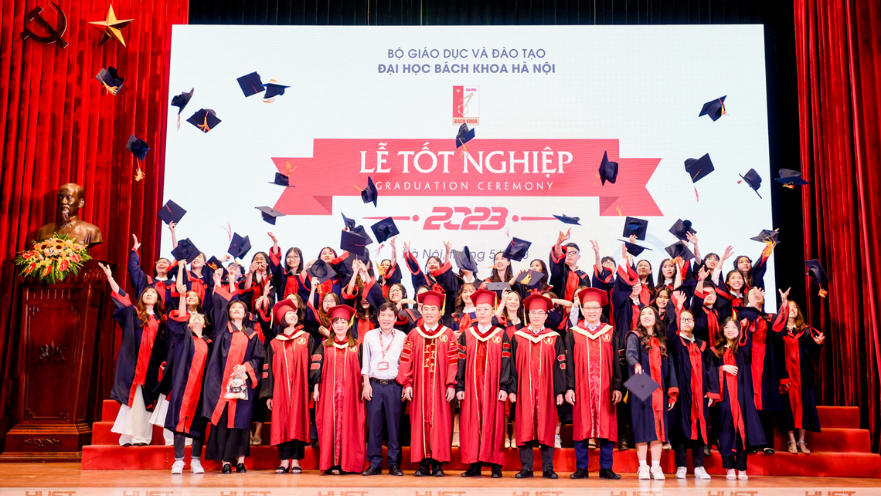 Cử nhân Vật lý y khoa