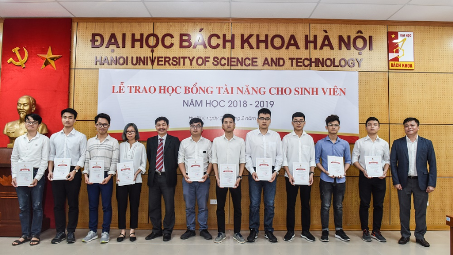 Cử nhân tài năng Điều khiển và Tự động hóa thông minh