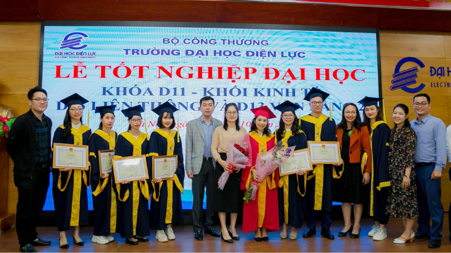 Kỹ sư Mạng viễn thông & máy tính