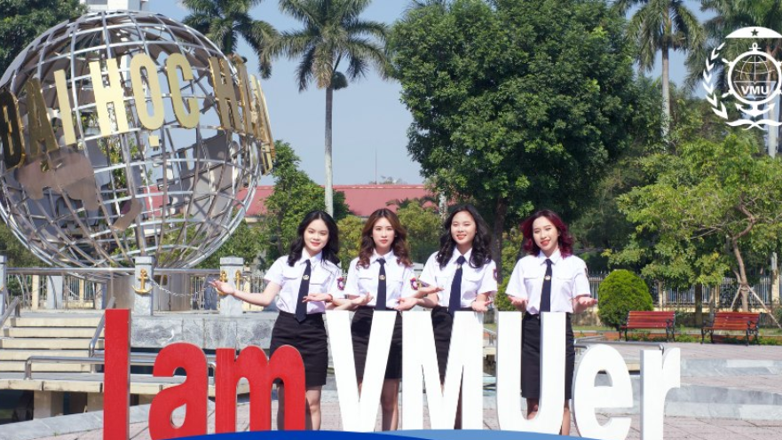 Cử nhân Quản trị tài chính ngân hàng