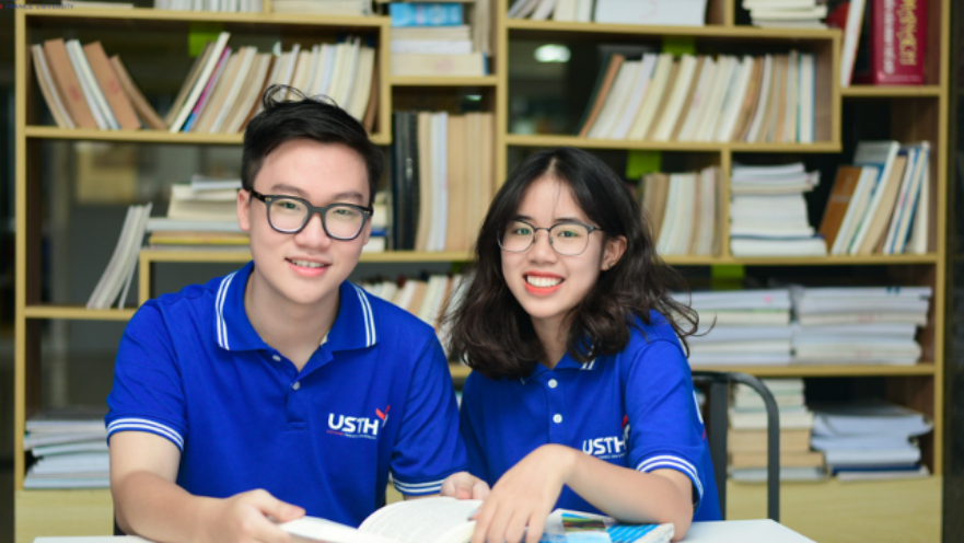 Cử nhân Kỹ thuật điện và Năng lượng tái tạo