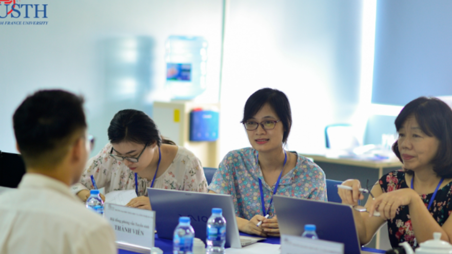 Cử nhân Vật lý Kỹ thuật và Điện tử