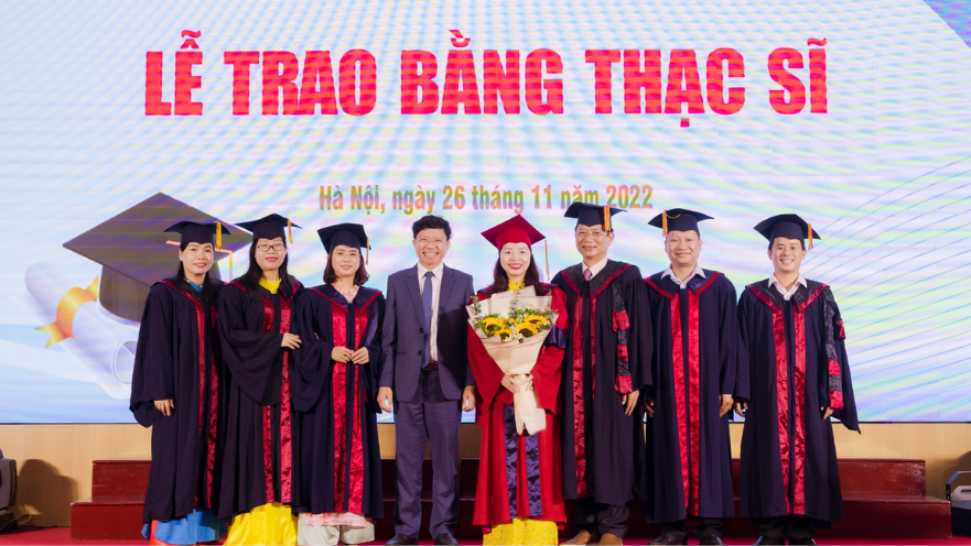 Thạc sĩ Nhân học 
