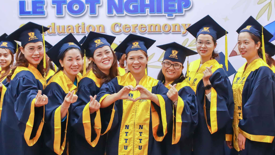 Cử nhân Luật kinh tế – Văn bằng 2