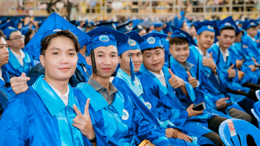 Cử nhân Quản trị khách sạn (định hướng nghiên cứu) 