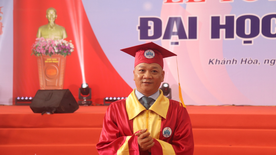 Tiến sĩ Kinh tế và tài nguyên biển