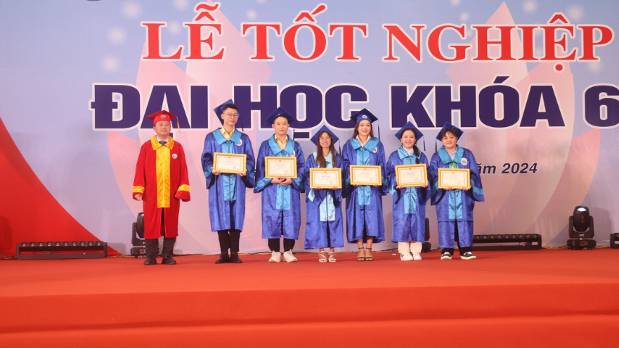 Cử nhân Hệ thống thông tin quản lý