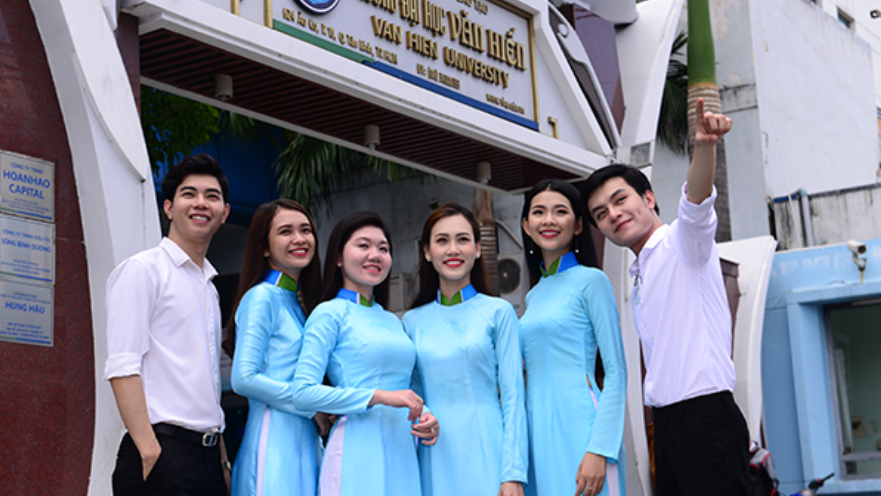 Cử nhân Kế toán